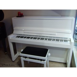 Feurich 115  blanc brillant à la maison du piano