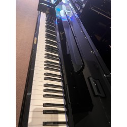 Samick SU118   piano droit d'occasion