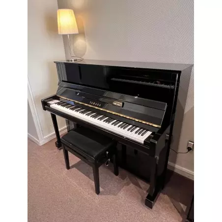 YAMAHA B3E noir verni - Piano d'occasion